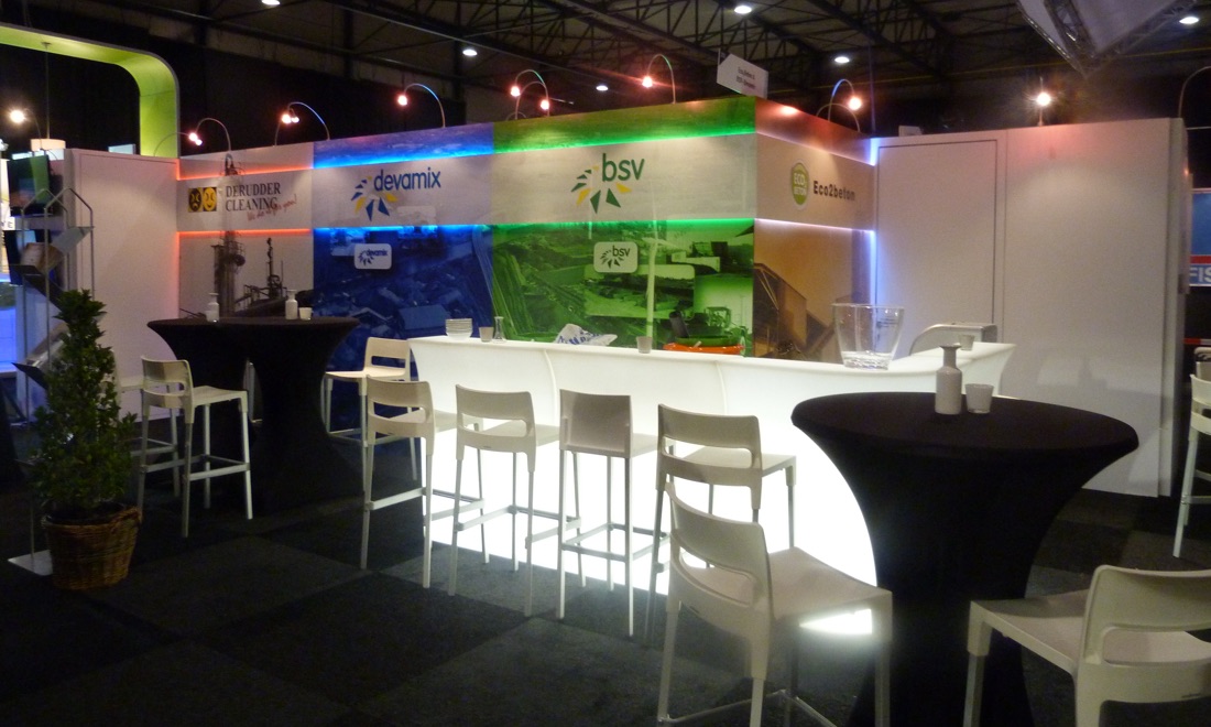 standard exhibition stand